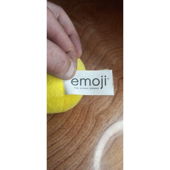 Emoji Graduation Soft Plush with Cap & when thrown claps and cheers!! - Picture 4 of 7
